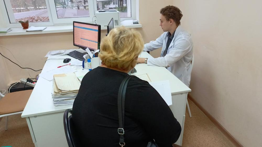 Штат Башмаковской районной больницы пополнил врач-эндокринолог Артём Миронов